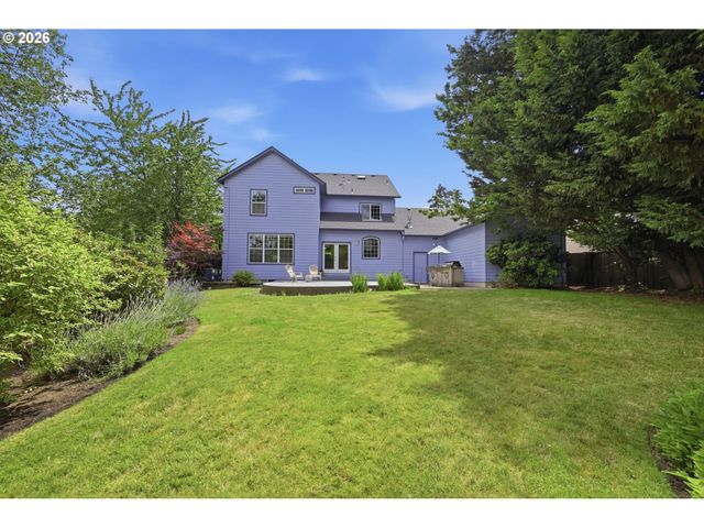 3325 PARK HILLS Dr, Eugene, OR 97405