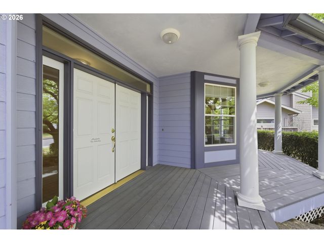 3325 PARK HILLS Dr, Eugene, OR 97405