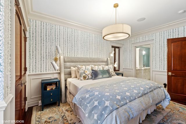 1934 N Bissell Street, Chicago, IL 60614