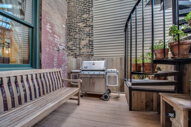 1934 N Bissell Street, Chicago, IL 60614