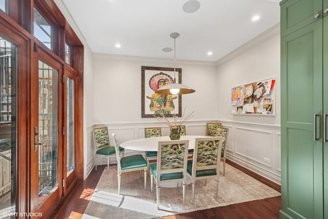 1934 N Bissell Street, Chicago, IL 60614