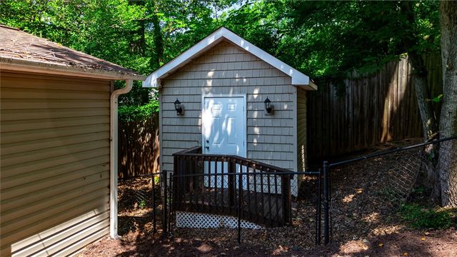 1102 Hunters Trail, Anderson, SC 29625