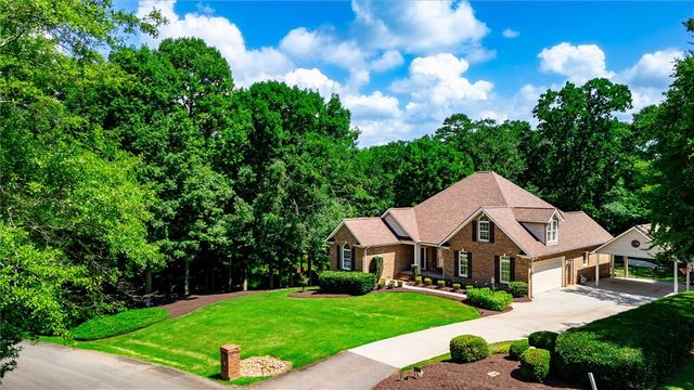 1102 Hunters Trail, Anderson, SC 29625
