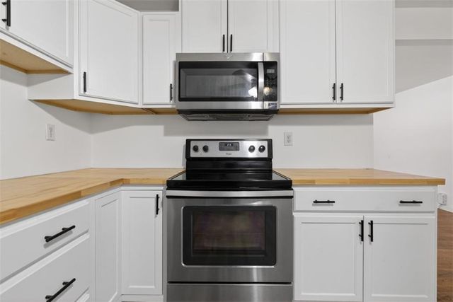 207 Buena Vista Street, Winder, GA 30680