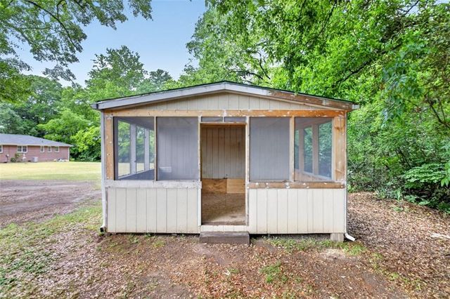 207 Buena Vista Street, Winder, GA 30680