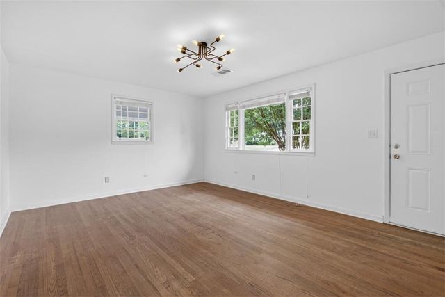 207 Buena Vista Street, Winder, GA 30680