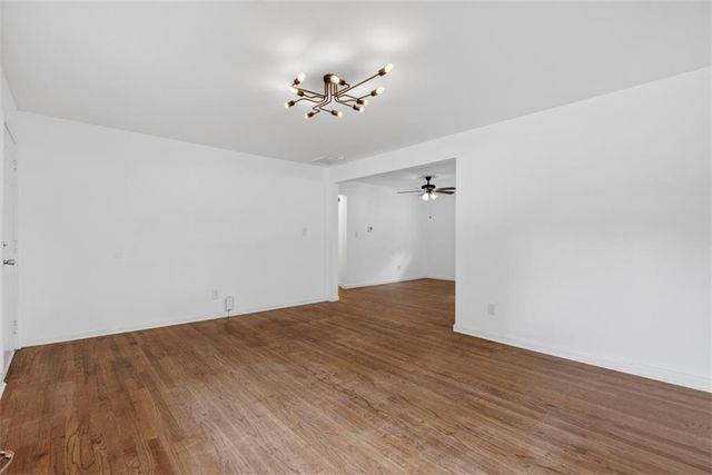 207 Buena Vista Street, Winder, GA 30680