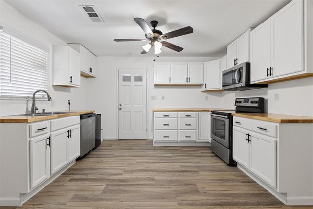207 Buena Vista Street, Winder, GA 30680