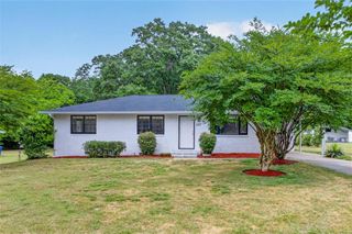 207 Buena Vista Street, Winder, GA 30680