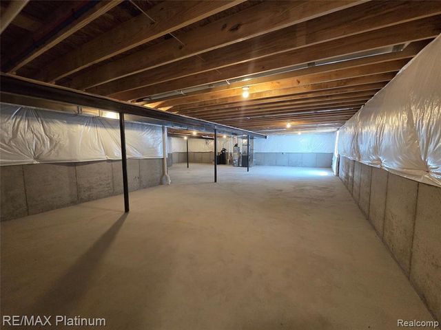 13059 River Rock Pass, Linden, MI 48451