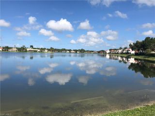 685 Windsor SQ 101, Naples, FL 34104