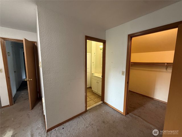 11 NE Skipper Court, Belfair, WA 98528