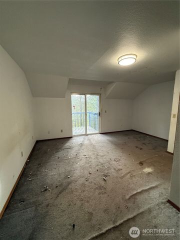 11 NE Skipper Court, Belfair, WA 98528