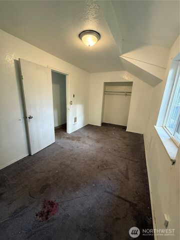 11 NE Skipper Court, Belfair, WA 98528