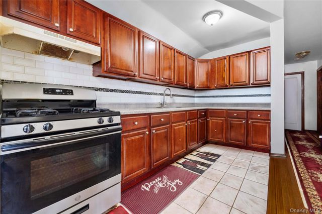 10932 156th Street, Jamaica, NY 11433