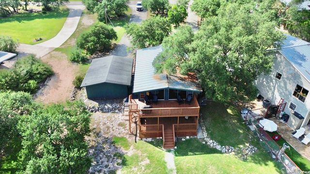 2136 Canyon Lake Dr, Canyon Lake, TX 78133