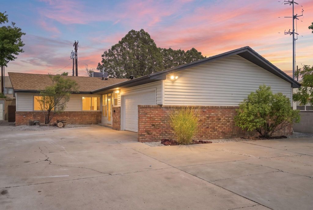 1508 Rita Drive NE, Albuquerque, NM 87106