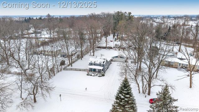 4990 Bolla Road, Ypsilanti, MI 48197