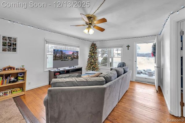 4990 Bolla Road, Ypsilanti, MI 48197