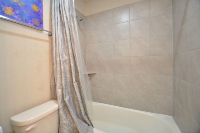 702 Autumn Flats Way, Rosharon, TX 77583