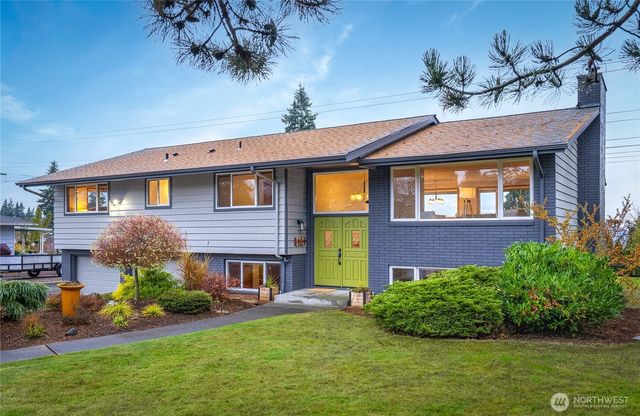 8831 RIVERCREST AVENUE, Everett, WA 98208