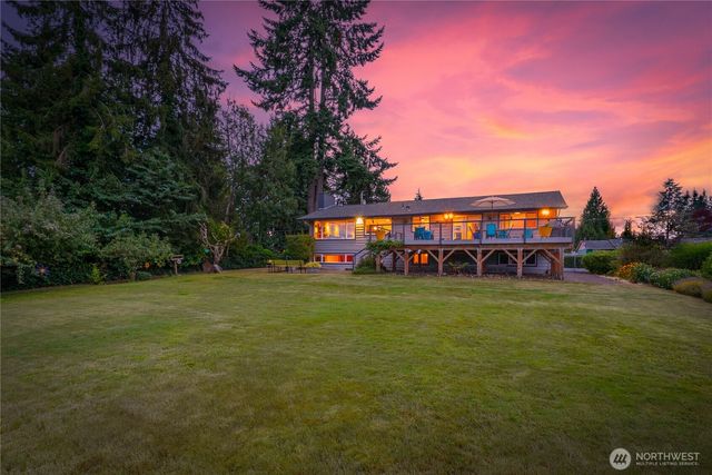 8831 RIVERCREST AVENUE, Everett, WA 98208