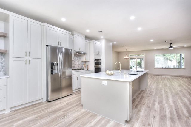 107 Lynn CV, Georgetown, TX 78633