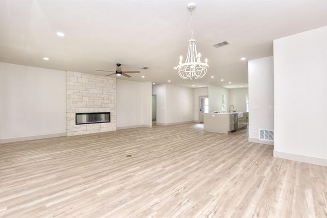 107 Lynn CV, Georgetown, TX 78633