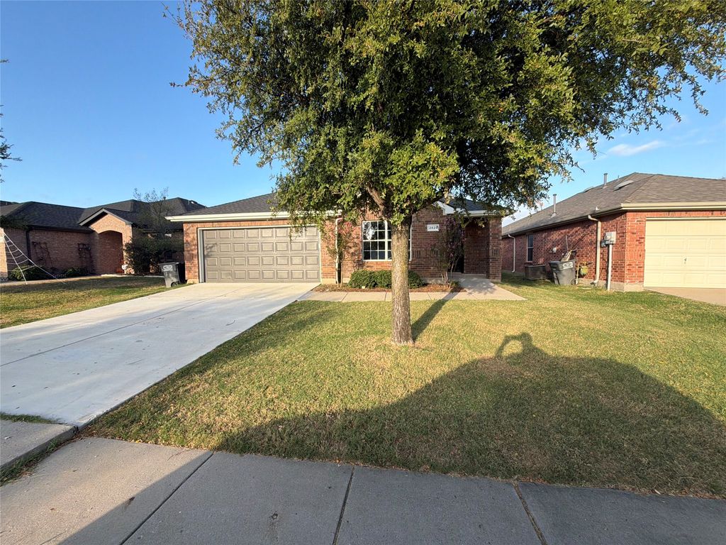 2821 Enchanted Eve Drive, Little Elm, TX 75068 — exterior