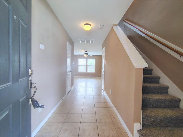 1206 Larks Trace Lane, Houston, TX 77090