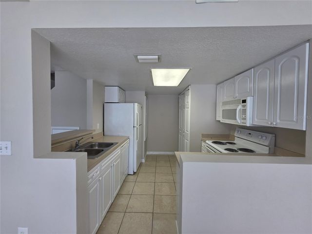 103 COCONUT PALM WAY, Davenport, FL 33897