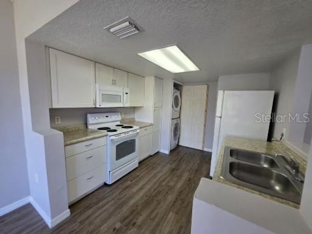 103 COCONUT PALM WAY, Davenport, FL 33897