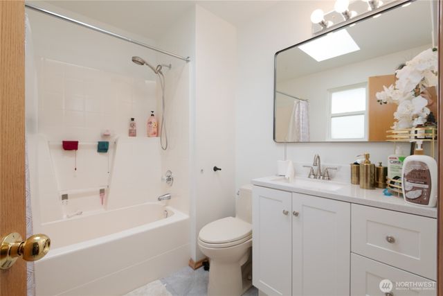 810 84th Drive NE, Lake Stevens, WA 98258