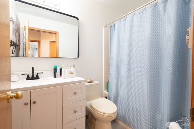 810 84th Drive NE, Lake Stevens, WA 98258