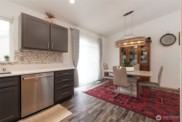 810 84th Drive NE, Lake Stevens, WA 98258