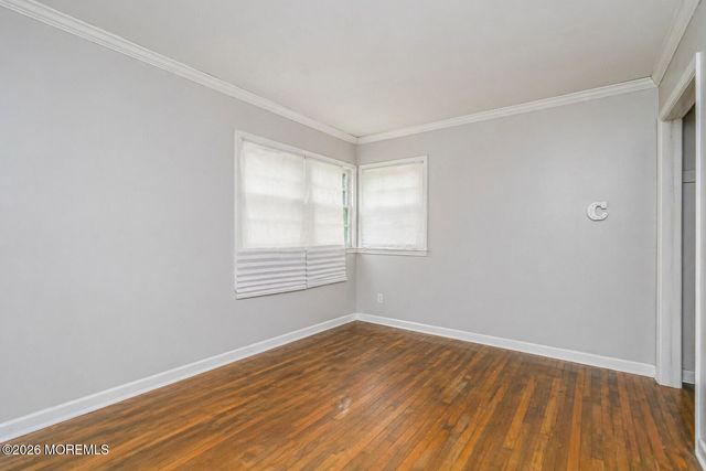 74 Center Avenue, Leonardo, NJ 07737