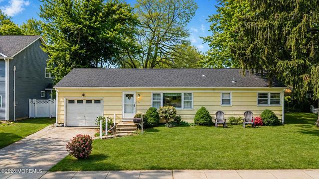 74 Center Avenue, Leonardo, NJ 07737