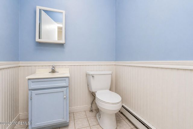 74 Center Avenue, Leonardo, NJ 07737
