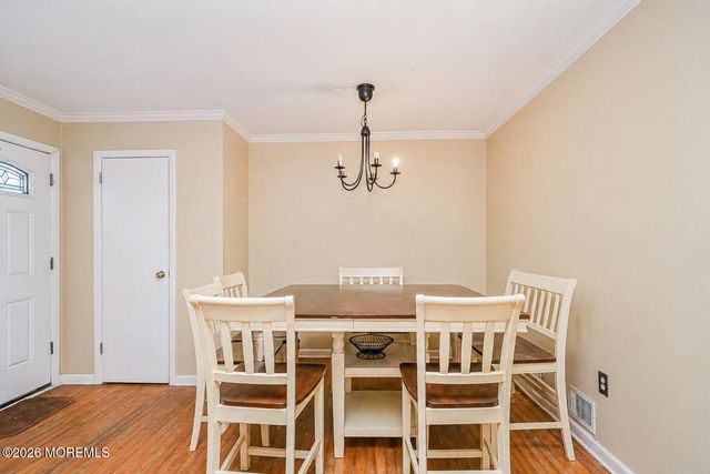 74 Center Avenue, Leonardo, NJ 07737