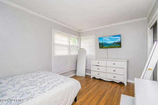 74 Center Avenue, Leonardo, NJ 07737