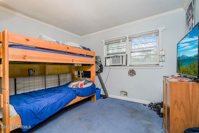 74 Center Avenue, Leonardo, NJ 07737