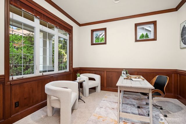 2098 211th Place SE, Sammamish, WA 98075