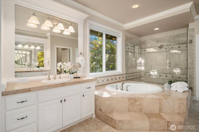 2098 211th Place SE, Sammamish, WA 98075