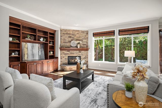 2098 211th Place SE, Sammamish, WA 98075