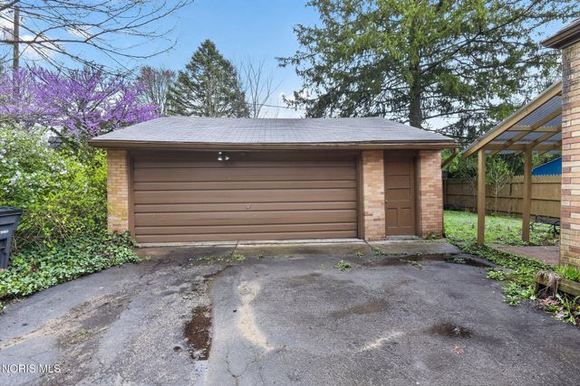 2520 Secor Road, Toledo, OH 43606