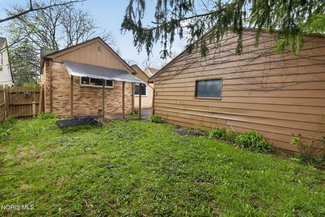 2520 Secor Road, Toledo, OH 43606