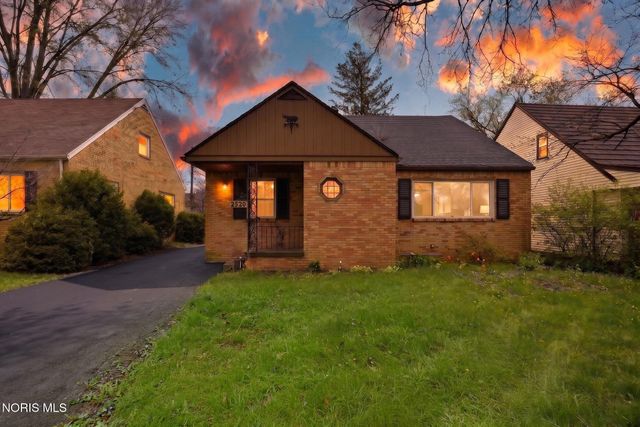 2520 Secor Road, Toledo, OH 43606