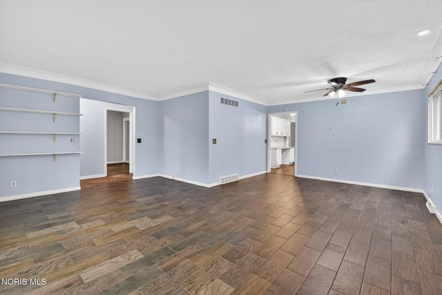 2520 Secor Road, Toledo, OH 43606