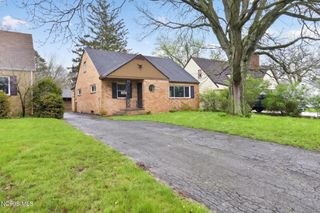 2520 Secor Road, Toledo, OH 43606