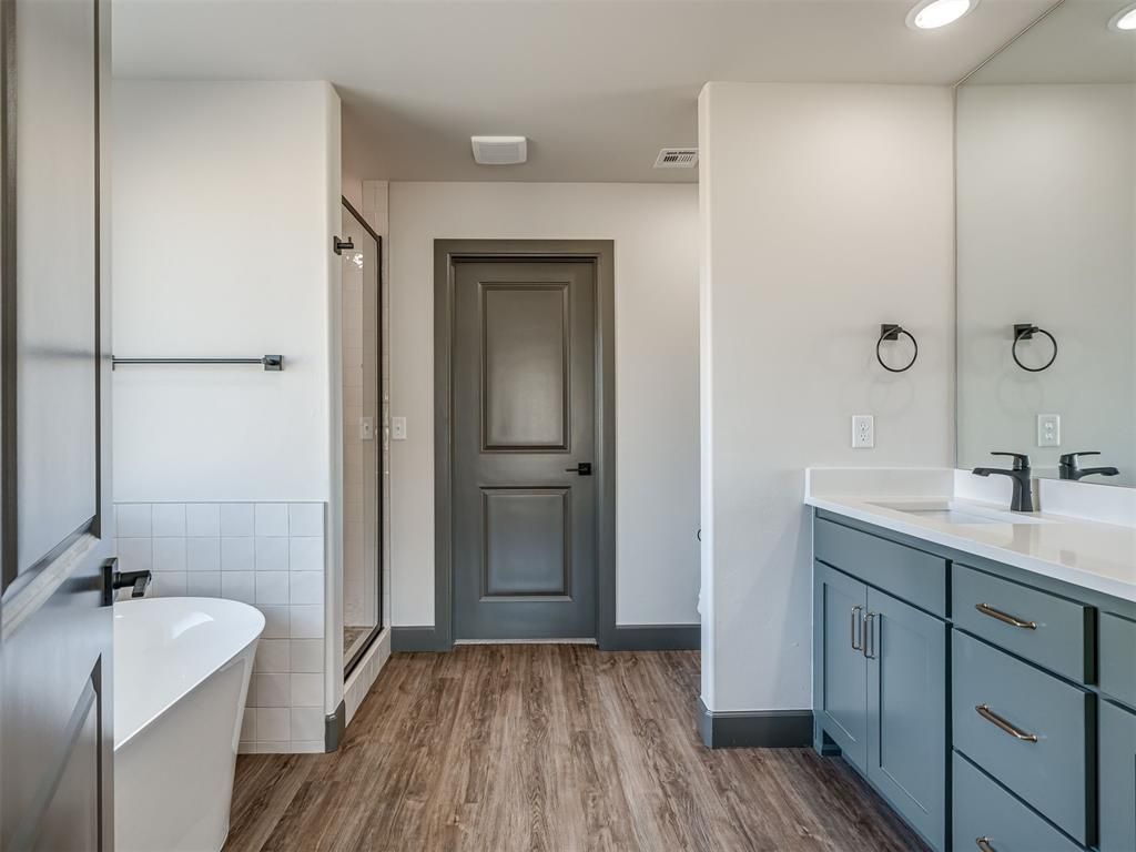 Image 13 of property listing at 4401 Maxine Drive, Choctaw, OK 73020